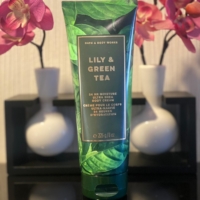 Creme Hydratante Parfumée BBW 226ml Lily and Green Tea